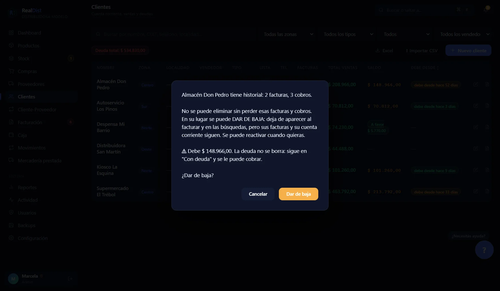Aviso de RealDist al intentar borrar un cliente con historial: no se elimina, se da de baja y su cuenta corriente sigue